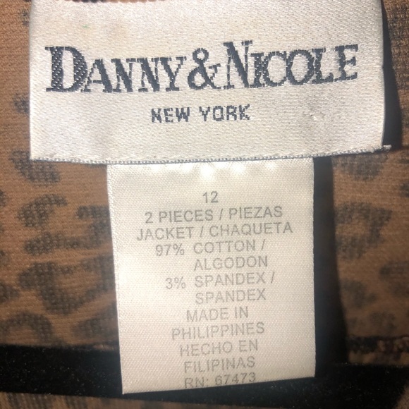 Danny & Nichole Leopard Print Jacket - Picture 3 of 4